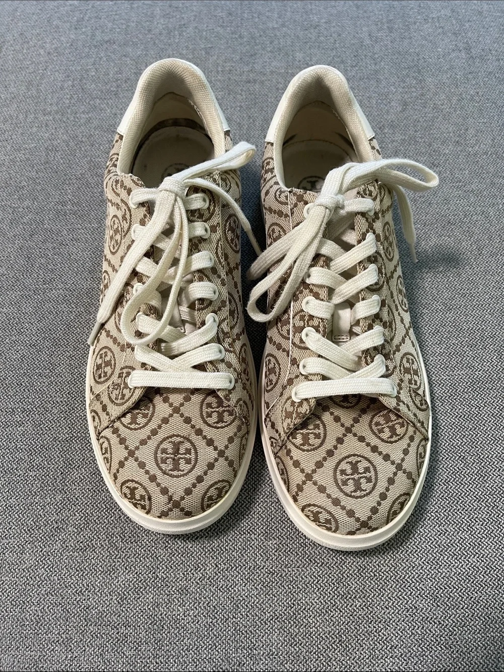 Tory Burch T-Monogram Howell Court Sneakers